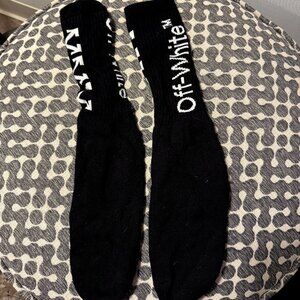 Off-White Black & White Arrows Socks
